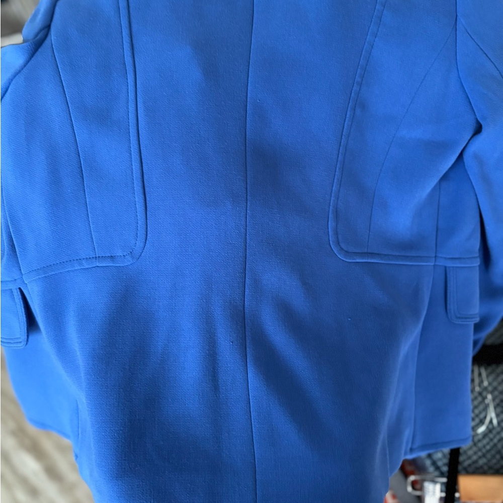 Focus 2000 Women's Vibrant Blue Blazer - Picture 6 of 6